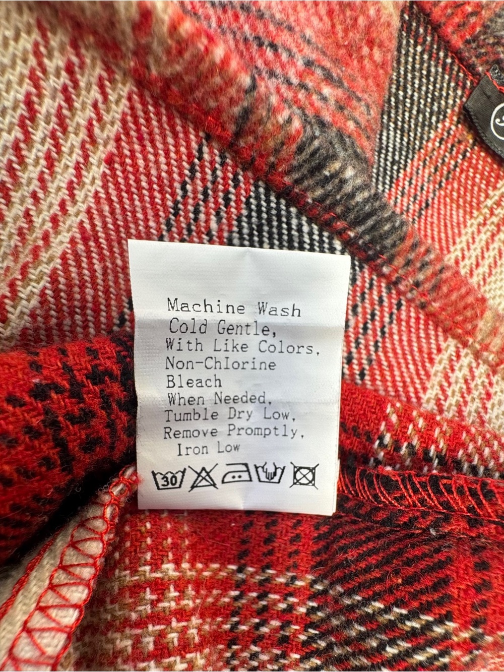 PrettyGarden Women’s Red Cream Black Plaid Button-Front Shacket S-M - Picture 9 of 9